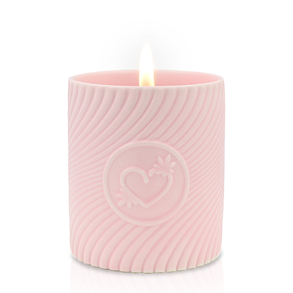 HighOnLove - Pink Massage Candle Strawberries & Champagne masažo žvakė