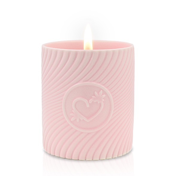 HighOnLove - Pink Massage Candle Lychee Martini masažo žvakė