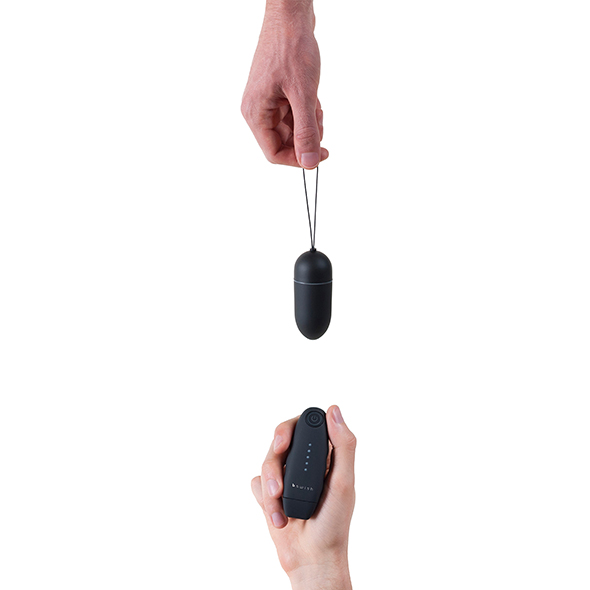 B Swish - bnaughty Classic Unleashed Vibrating Bullet Black Vibruojantis kiau&scaron;inėlis &ndash; nuotrauka 3