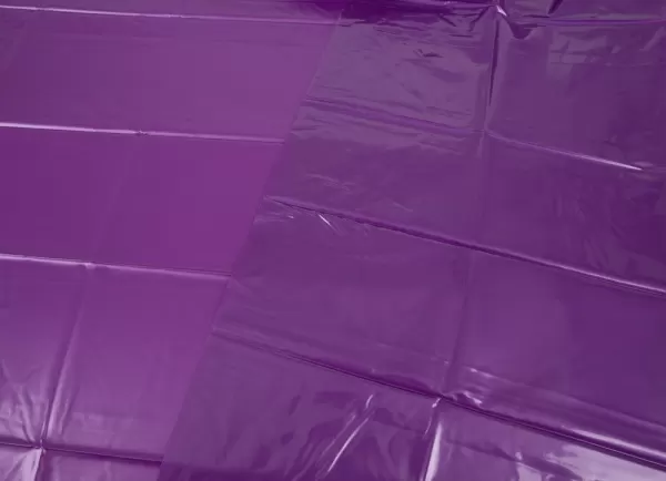 Fetish Collection Vinyl Bed Sheet purple 200x230 paklodė masažui &ndash; nuotrauka 5